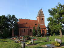 Jvenitz, evangelische Kirche, erbaut von 1914 bis 1918 (10.08.2025)