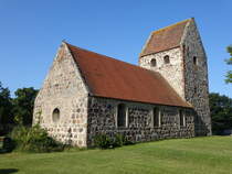Klein Schwarzlosen, evangelische Kirche, Feldsteinkirche aus dem 13. Jahrhundert (10.08.2025)