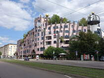 Magdeburg, Grne Zitadelle von Friedensreich Hundertwasser, erbaut bis 2005 (10.08.2025) 
