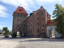 Haldensleben, Stendaler Torturm, erbaut im 13. Jahrhundert (11.08.2025)