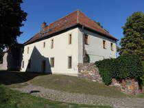 Niederndodeleben, Mauritiushaus, ehem. Pfarrhaus von 1421, heute Bildungssttte (11.08.2025)