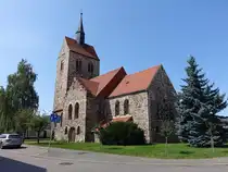 Bismark, evangelische Stadtkirche, dreischiffige romanische Basilika, erbaut im 13. Jahrhundert (12.08.2025)