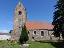 Grassau, evangelische Kirche, Feldsteinkirche aus dem 12. Jahrhundert (12.08.2025)