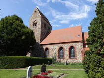 Schplitz, evangelische Kirche, romanische Feldsteinkirche aus dem 13. Jahrhundert (12.08.2025)