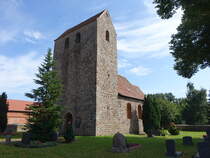 Schartau, evangelische Kirche, Feldsteinkirche aus dem 12. Jahrhundert (12.08.2025)