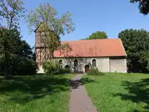Gro� Garz, evangelische Kirche, erbaut im 13. Jahrhundert (13.08.2025)