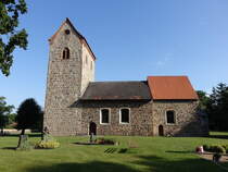 Gssefeld, evangelische Kirche, romanische Feldsteinkirche aus dem 12. Jahrhundert (13.08.2025)