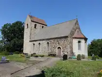 Plathe, evangelische Kirche, Feldsteinkirche erbaut ab 1218, Umbau 1864 (13.08.2025)