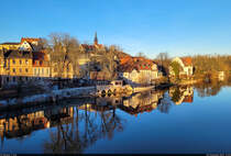 An der Saale in Halle-Krllwitz: Hochpreisige Altbauten in der Talstrae schmcken hier das Ufer. Oben auf dem Hgel thront die Petruskirche.
Gesehen von der Krllwitzer Brcke, auch Giebichensteinbrcke genannt.

🕓 28.12.2024 | 15:22 Uhr