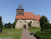 Siedengrieben, evangelische Kirche, Feldsteinkirche aus dem 12. Jahrhundert (14.08.2025)
