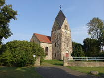 Bsdorf, evangelische St. Margaret Kirche, erbaut 1411 (15.08.2025)