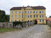 Schloss Esbeck, erbaut im 16. Jahrhundert, erweitert 1689 (16.08.2025)