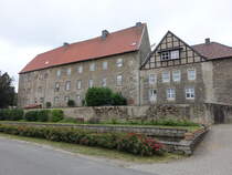 Warberg, Wasserburg, erbaut im 13. Jahrhundert, heute Bundeslehranstalt (16.08.2025)