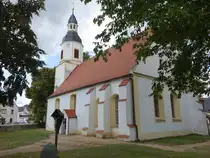 Gr�den, evangelische St. Martin Kirche, erbaut von 1552 bis 1594 (06.09.2025)