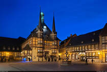 Rathaus von Wernigerode zur Blauen Stunde. Entstanden um 1420, ist es ein Wahrzeichen der  Bunten Stadt am Harz .

🕓 22.2.2025 | 18:22 Uhr