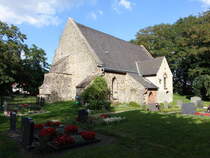 Altgolssen, evangelische Kirche, Feldsteinkirche aus dem 14. Jahrhundert (08.09.2025)