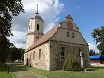 Z�tzen, evangelische Kirche, Feldsteinkirche aus dem 15. Jahrhundert (08.09.2025)