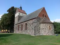 K�rbitz, evangelische Kirche, sp�tromanische Feldsteinkirche, erbaut im 13. Jahrhundert (09.09.2025)