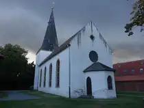 Bodenstedt, evangelische St. Godehard Kirche, erbaut im 13. Jahrhundert, Umbau 1883 (12.09.2025)