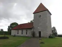 Gilzum, evangelische St. Georg Kirche, erbaut 1365 aus Elmkalkstein (12.09.2025)