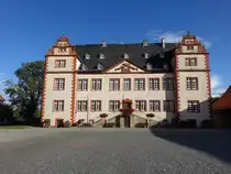 Salder, Renaissance-Schloss, erbaut im 17. Jahrhundert nach den Pl�nen von Hofbaumeister Paul Francke (12.09.2025)