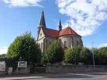 Harsum, kath. Pfarrkirche St. C�cilia, neuromanische Basilika erbaut bis 1886 (13.09.2025)