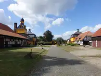 Historische Scheunen im Rittergut Abbensen, gegr�ndet 1279 (15.09.2025)