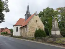 R�tgesb�ttel, evangelische St. Michael Kirche, Saalbau aus Bruchstein (16.09.2025)