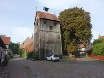 Wienhausen, Glockenturm, erbaut im 14. Jahrhundert (17.09.2025)