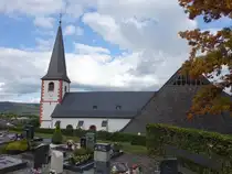 Kenn, Pfarrkirche St. Margaretha, erbaut 1746, teilweise erneuert von 1967 bis 1968 durch den Architekten Heinrich Otto Vogel (09.10.2025)