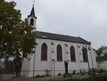 Neuerburg, Pfarrkirche St. Nikolaus, neugotische Saalkirche erbaut von 1872 bis 1873 (11.10.2025)