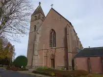 Kyllburg, Stiftskirche Unsere lieben Frau, erbaut im 13. Jahrhundert (06.11.2025)
