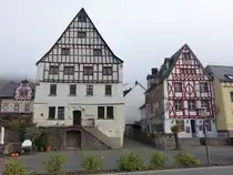 Ediger, Hotel St. Georg und Hotel R�merstube an der Moselweinstra�e (07.11.2025)