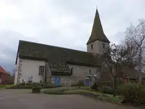 Fuhlen, evangelische St. Johannes Kirche, romanische Saalkirche, erbaut ab 1150, erweitert 1740 (07.12.2025)