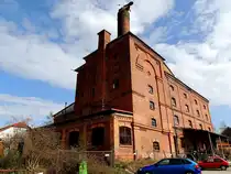 Die alte Malzfabrik in Ering, ein wundersch�nes Backsteingeb�ude welches hoffentlich noch einer Rettung entgegensehen kann! 260406