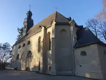 Mendig, Wallfahrtskirche Fraukirch, dreischiffige Basilika aus dem 13. Jahrhundert (26.12.2025)