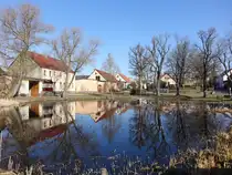 Garrey, Geb�ude am Dorfteich (10.03.2026)