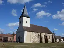 Kemnitz, evangelische Dorfkirche, Feldsteinkirche aus dem 14. Jahrhundert (12.03.2026)