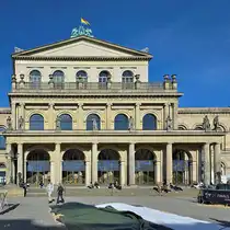 Das Opernhaus in Hannover wurde zwischen 1845 und 1852 im sp�tklassizistischen Stil erbaut. (April 2026)