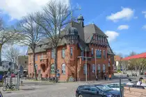 Das Rathaus in Burg auf Fehmarn (Ostholstein). Aufnahme: 27. Aporil 2026.