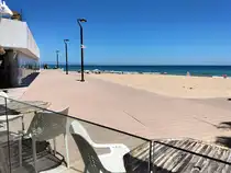 Torrevieja, playa La Mata, Terrasse am Strand, 25.05.2026