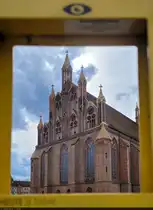 Durch den Rahmen geschaut: R�ckseite der Konzertkirche Neubrandenburg, ehemals St.-Marien-Kirche.

🕓 13.4.2025 | 14:57 Uhr