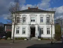 Ottersberg, Rathaus in der Gr�ne Stra�e, erbaut 1875 im Stil des Sp�tklassizismus (27.03.2026)