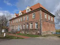Westen, Amtshaus, erbaut 1760, von 1949 bis 1966 Schule, heute Mehrgenerationenhaus (27.03.2026)