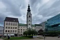 Dom und Stadtpfarrkirche des heiligen Petrus am Domplatz in Klagenfurt. 05.05.2026