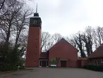 Fredenbeck, evangelische Martin Luther Kirche, erbaut von 1960 bis 1961 (28.03.2026)