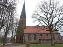 Schneverdingen, evangelische St. Peter und Paul Kirche, erbaut von 1745 bis 1746 (28.03.2026)