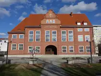 Cottbus, altes Stadthaus am Erich K�stner Platz (03.04.2026)