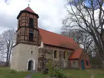 Eichwege, evangelische Kirche, Feldsteinkirche aus dem 14. Jahrhundert (03.04.2026)