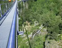 Blick von der Todtnauer H�ngebr�cke  auf die Todtnauer Wasserf�lle, Juni 2026